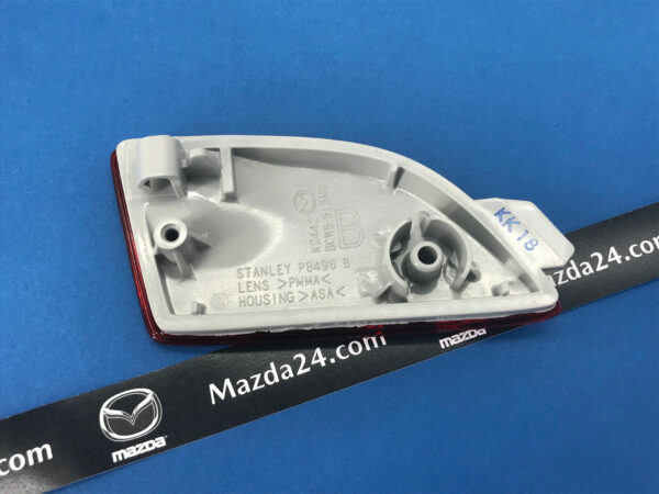 BCW8515M0B - Rear bumper reflector left for Mazda 3 BM hatchback (2013-2016)