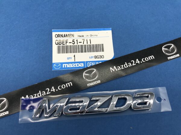 GBEF51711 - Mazda 6 (2018-2021) trunk lid "MAZDA" nameplate emblem