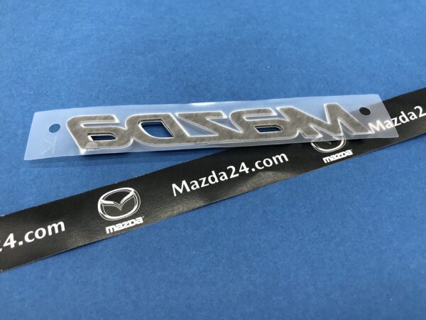 GHK151711 - Mazda 6 (2013-2017) trunk lid "MAZDA" nameplate emblem