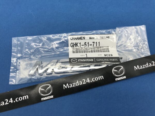 GHK151711 - Mazda 6 (2013-2017) trunk lid "MAZDA" nameplate emblem