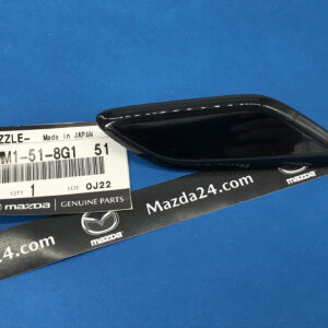 GMM1518G151 - Headlight washer cover right Mazda 6 (2015-2017). Color: black (Jet Black, 41W)