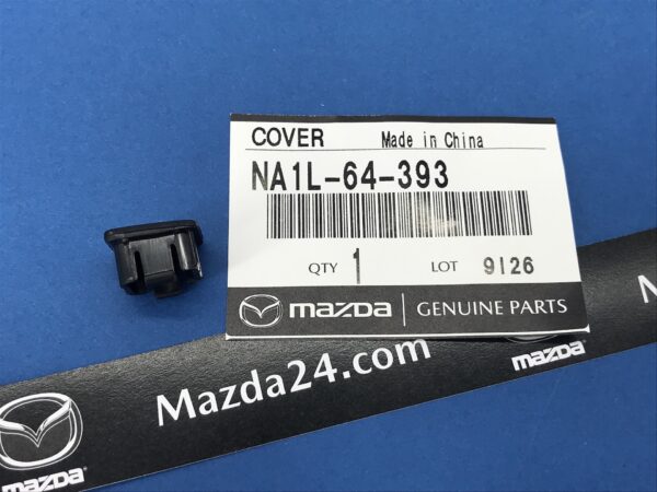 NA1L64393 – Mazda MX-5 ND gearbox console cover