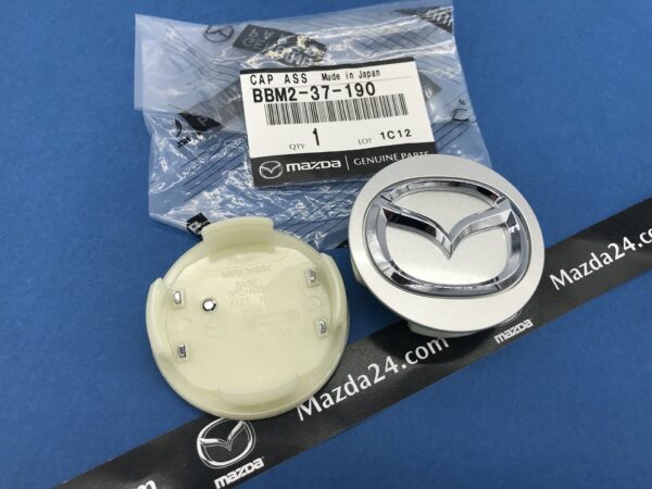 BBM237190 - Mazda center wheel cap silver